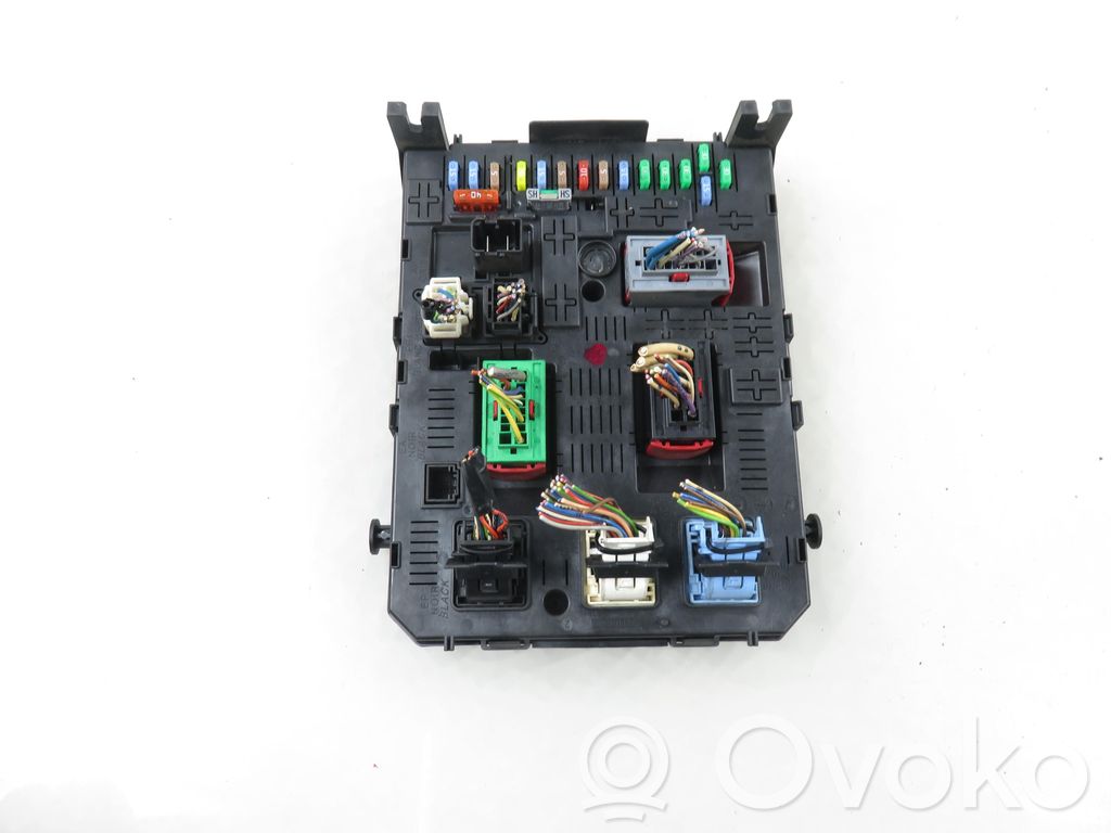 Peugeot 307 Central body control module 