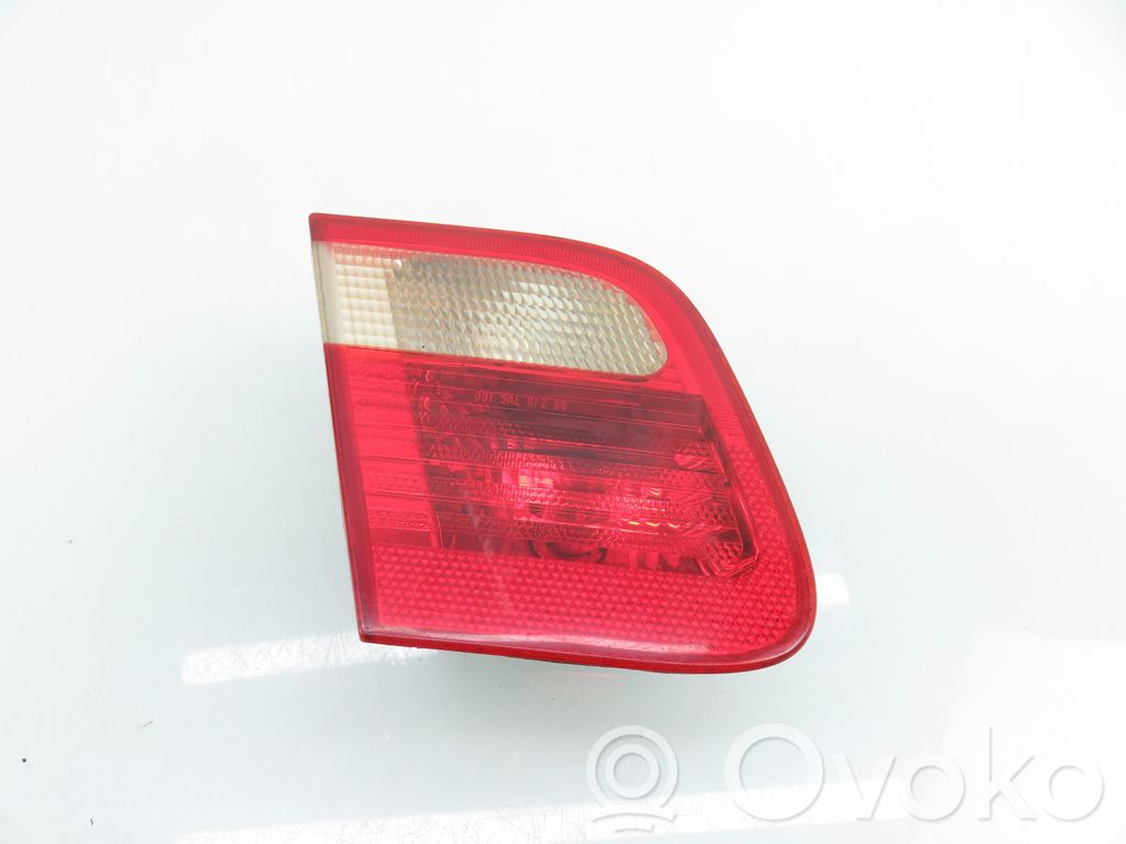 Rear/tail lights   8364923,8364923