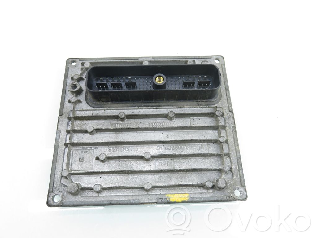 Variklio valdymo blokas   4S6112A650NC,4S6112A650NC