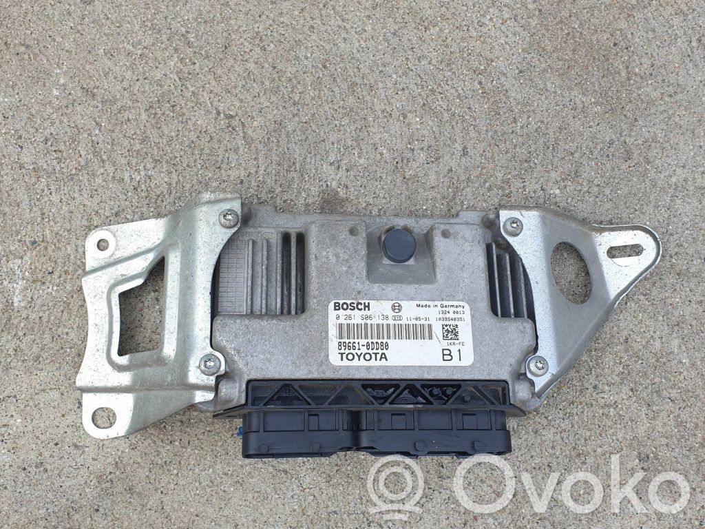 Toyota Yaris Engine control unit/module 