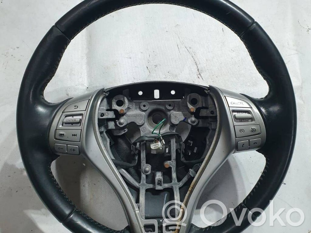 Nissan Qashqai Kierownica 