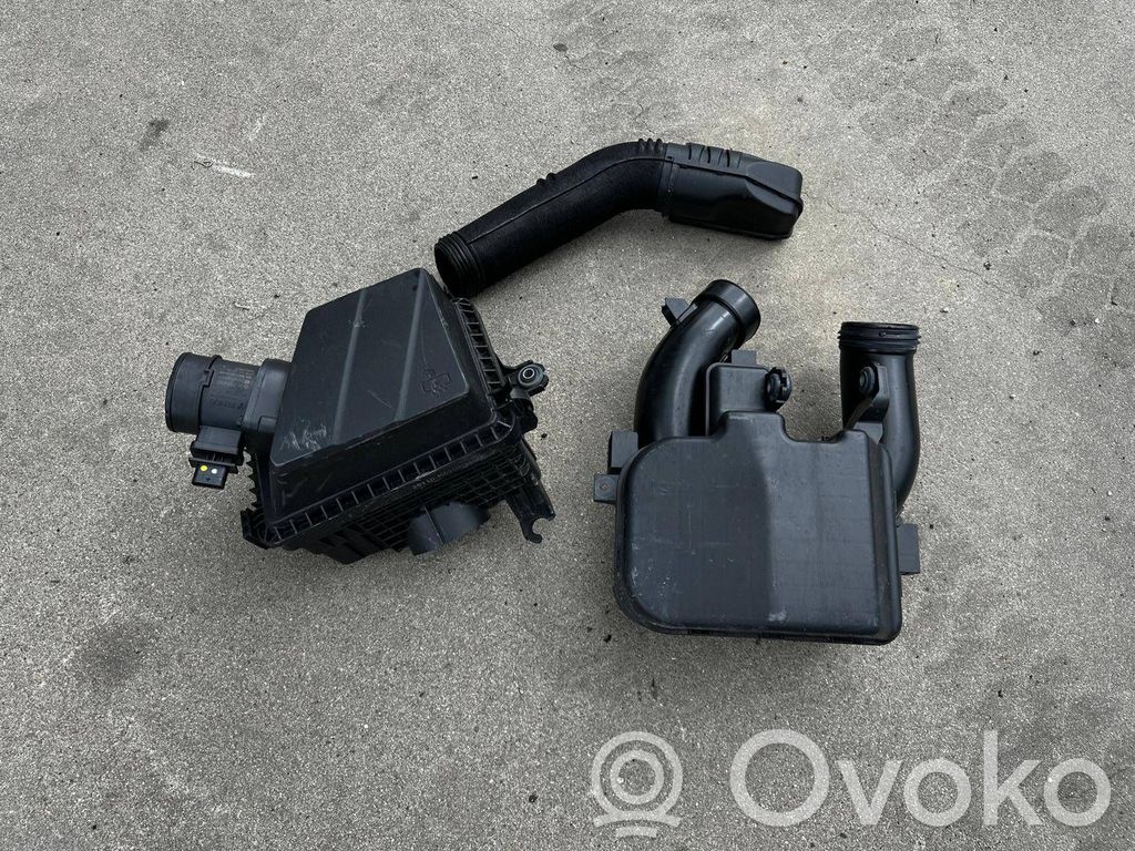 KIA Ceed Air filter box 