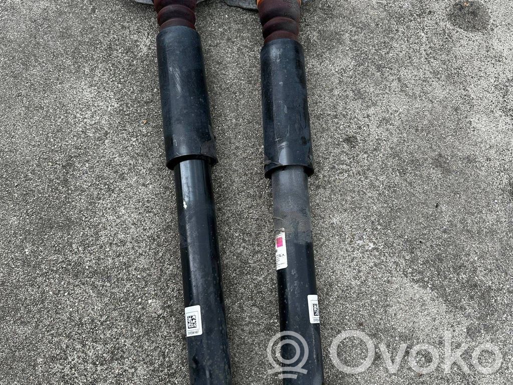 KIA Ceed Tylny amortyzator zawieszenia pneumatycznego 