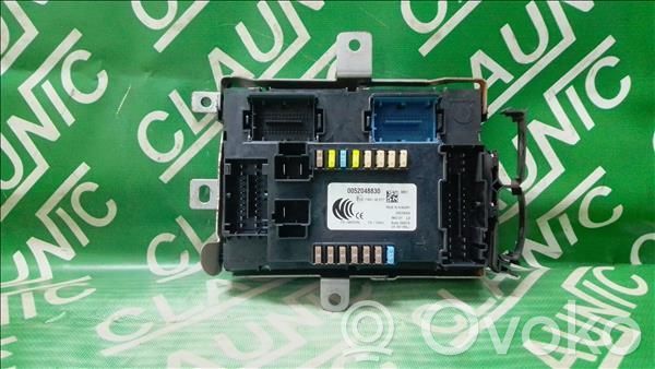 Fuse module   0052048830,0052048830,FI0062444248