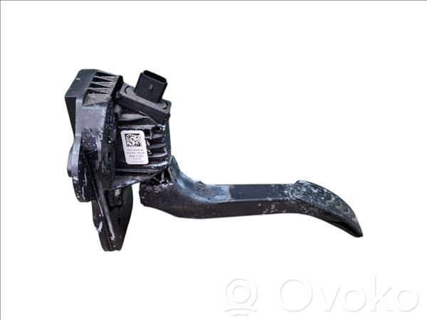 Pedal del acelerador