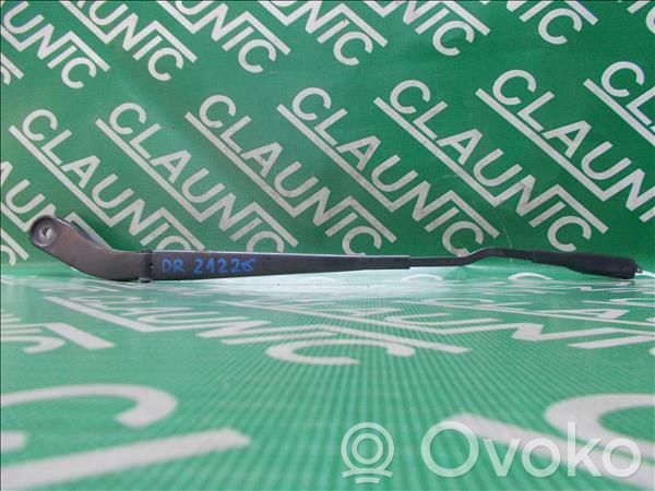 Wischerarm vorne   AM5117526AB