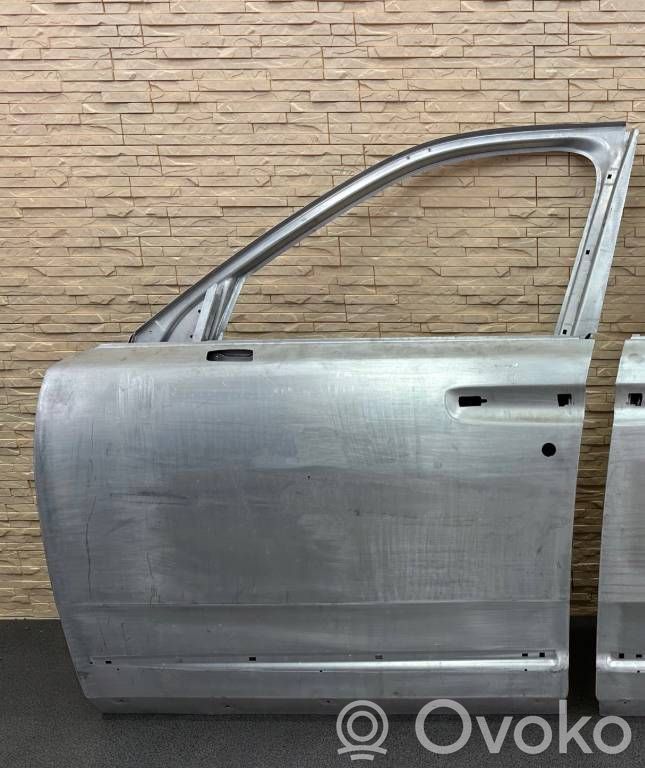 Rolls-Royce Cullinan Puerta delantera 