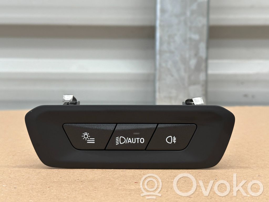 BMW X5 G05 Light switch 