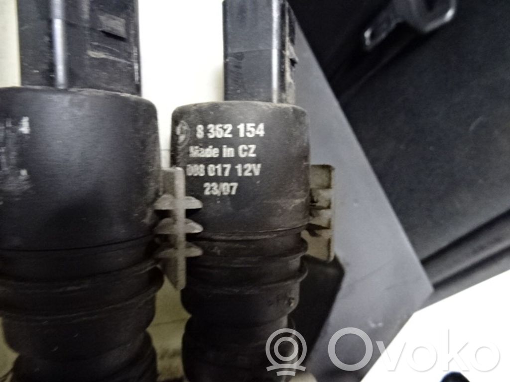 Windscreen/windshield washer pump   8352154,8352154,8352154