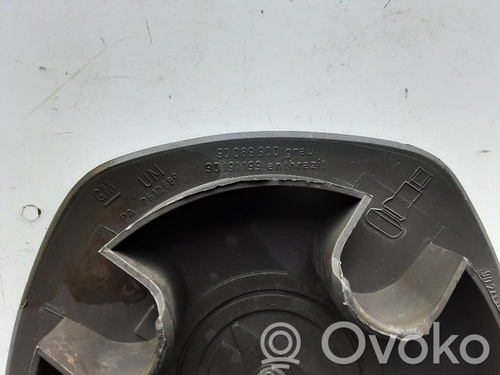 Opel Kadett E Original wheel cap 
