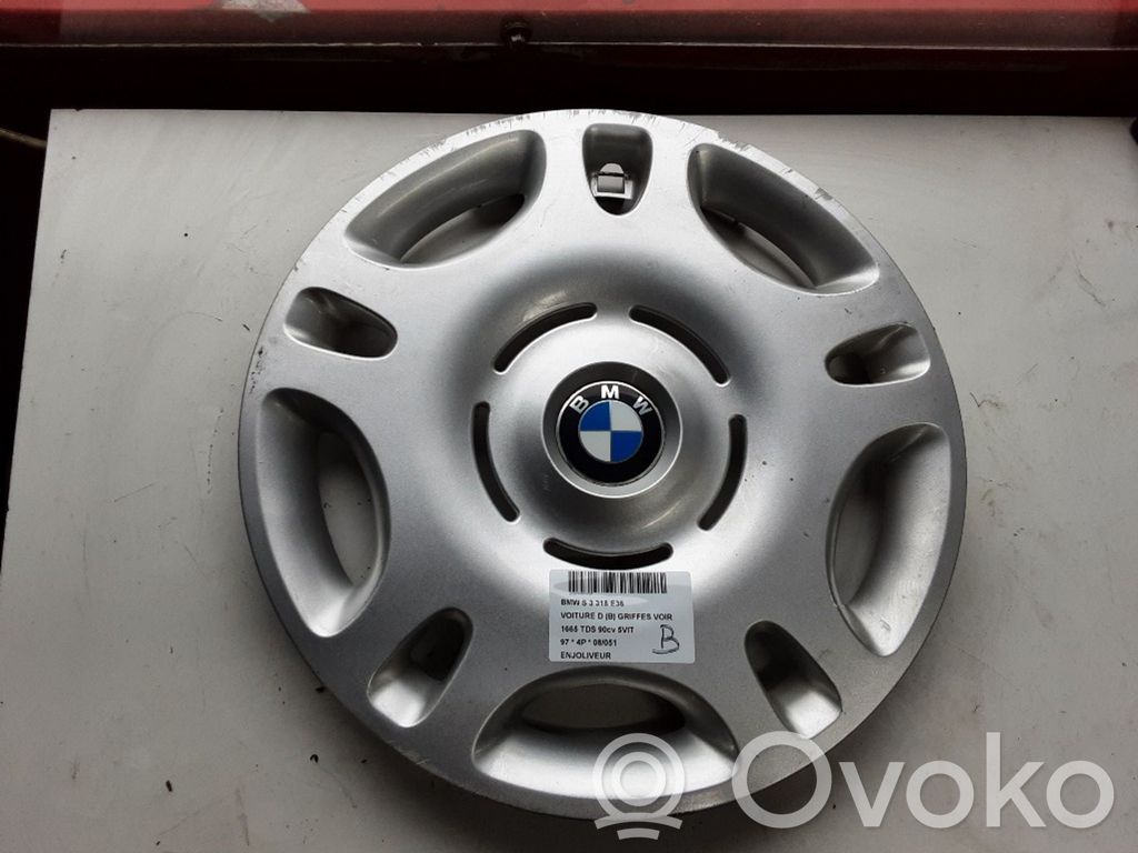 BMW 3 E36 Alkuperäinen pölykapseli 