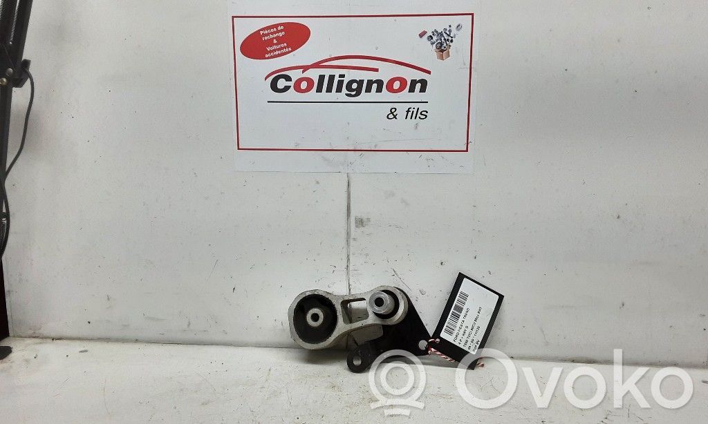 Ford Fiesta Gearbox mounting bracket 