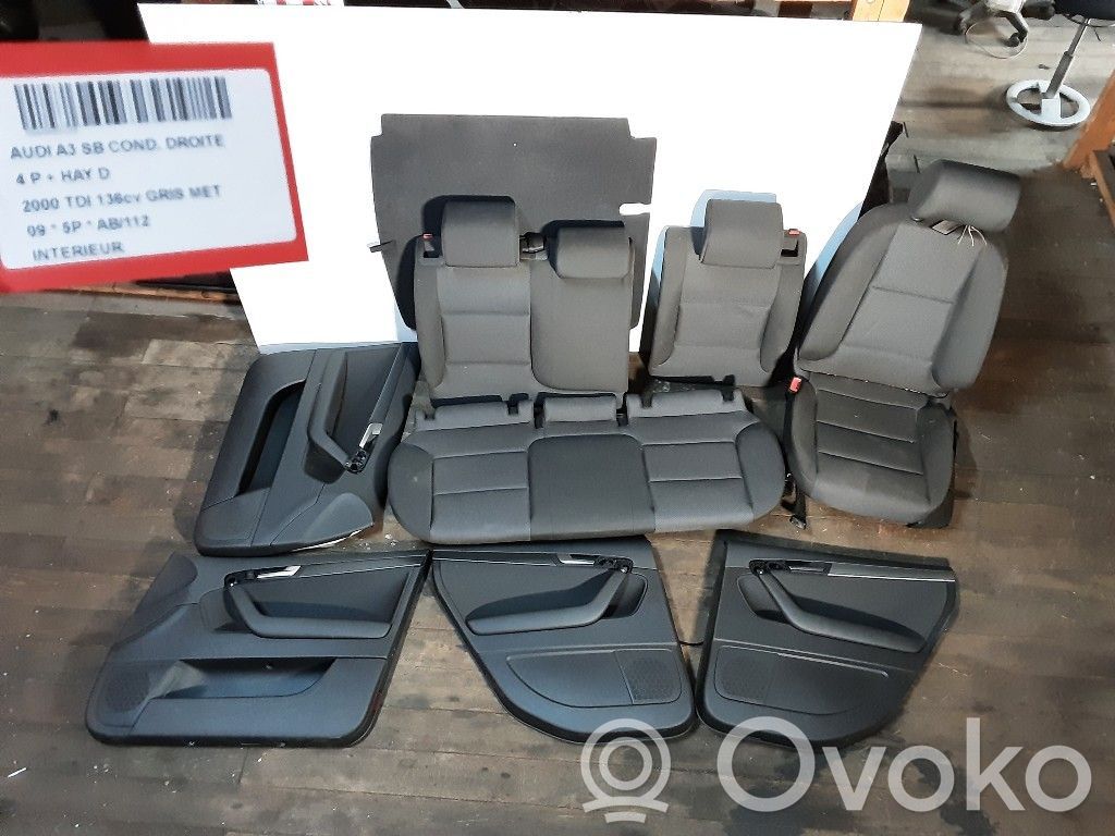 Kit intérieur   1K4881105PC,1K4881105PC