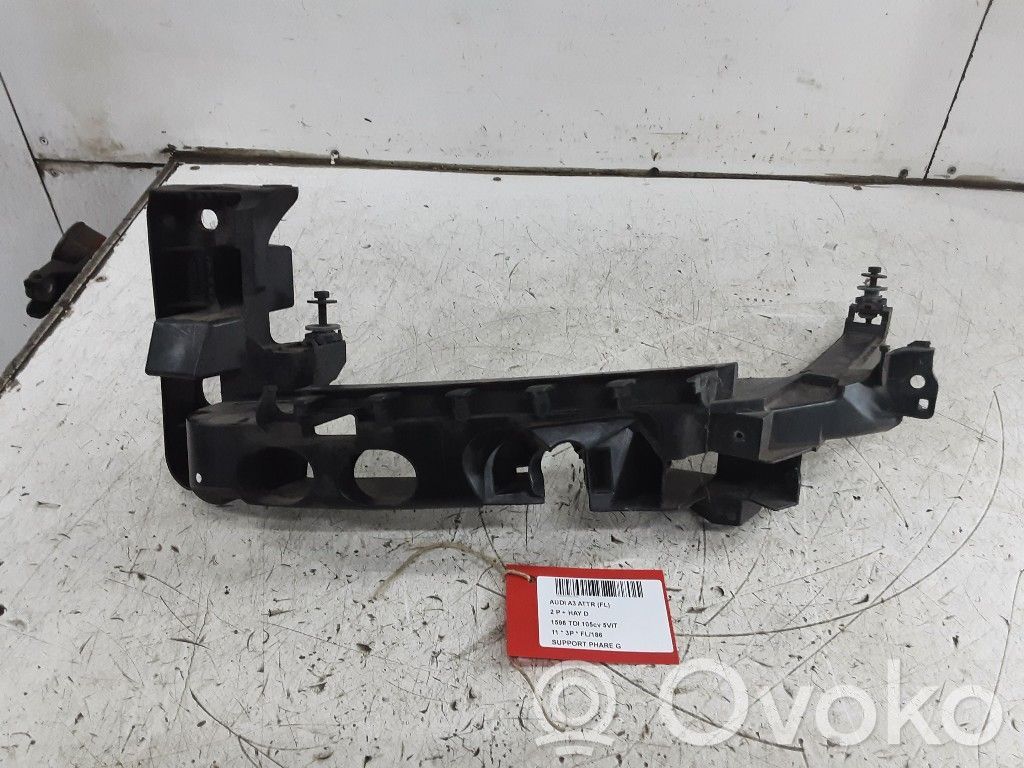 Audi A3 S3 8P Headlight/headlamp mounting bracket 