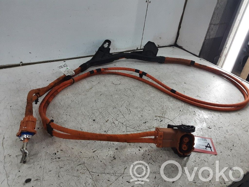 Volkswagen Golf VIII Kabel do ładowania samochodu elektrycznego 