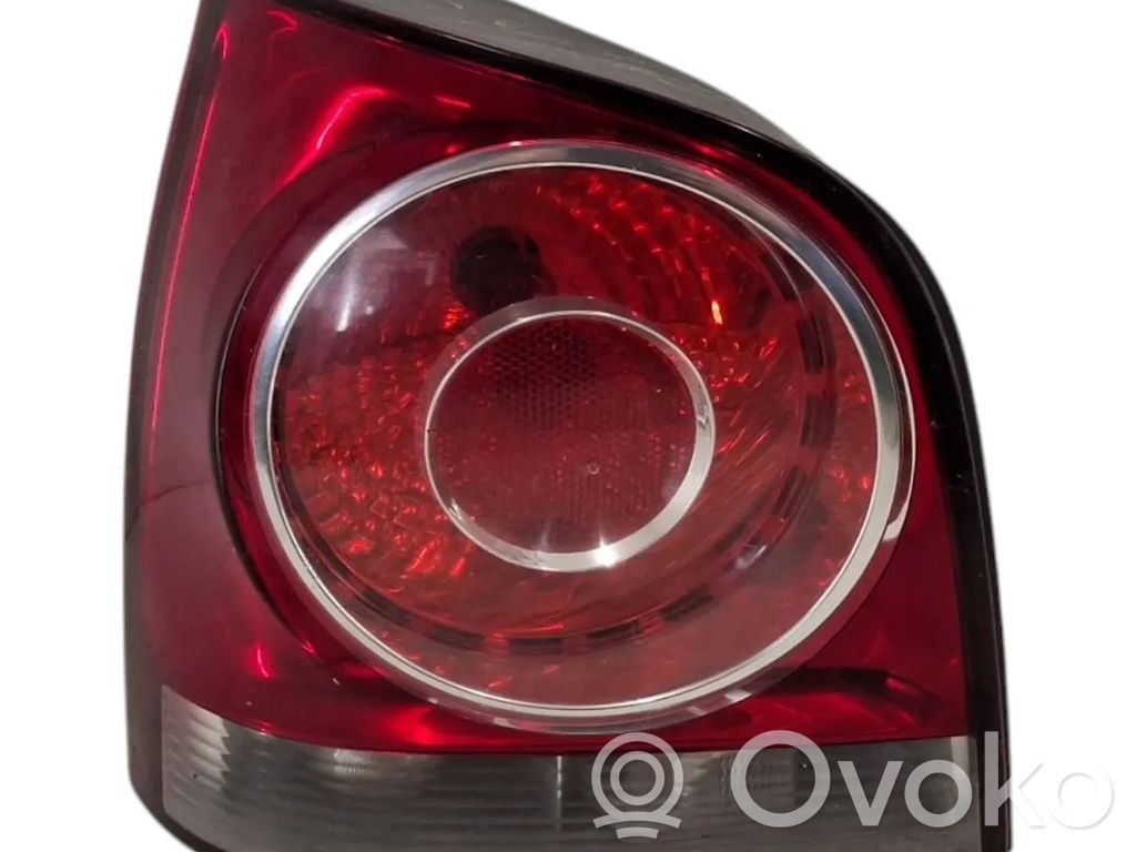 Volkswagen Polo IV 9N3 Lampă spate în caroserie 