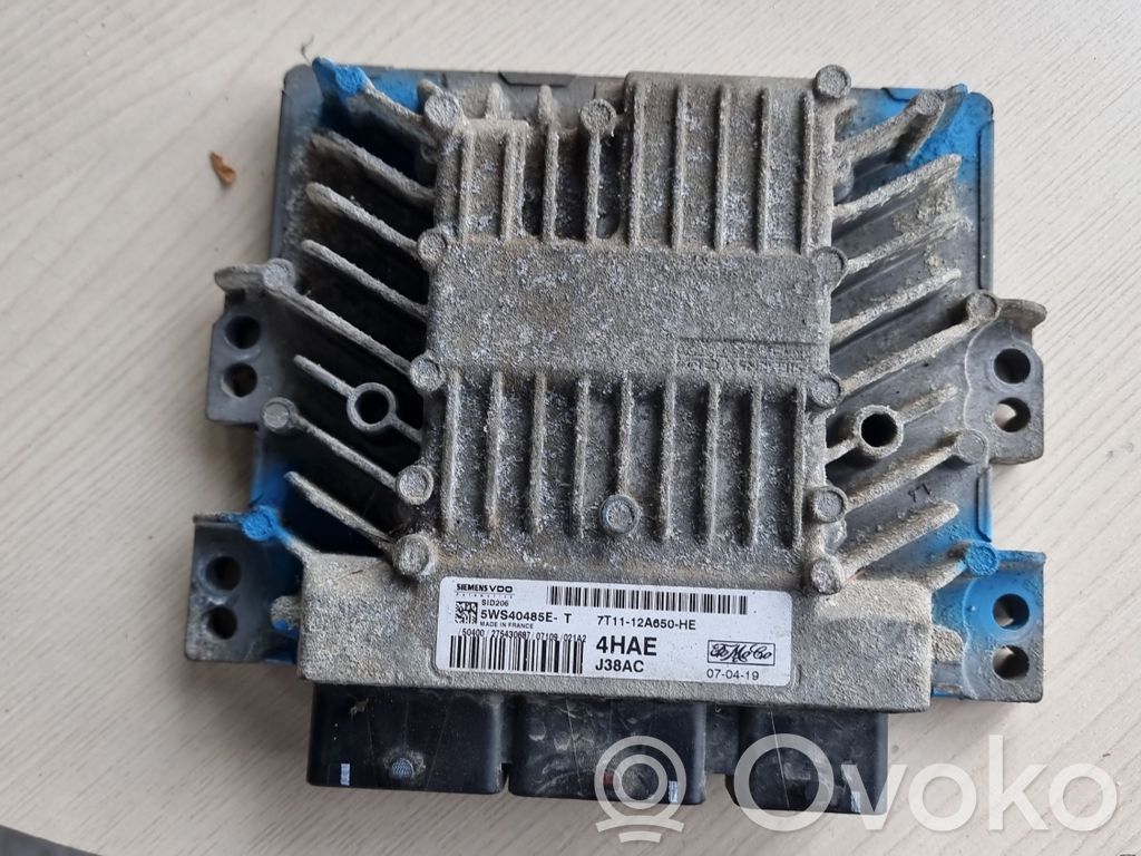 Engine control unit/module   7T1112A650HE,5WS40485ET