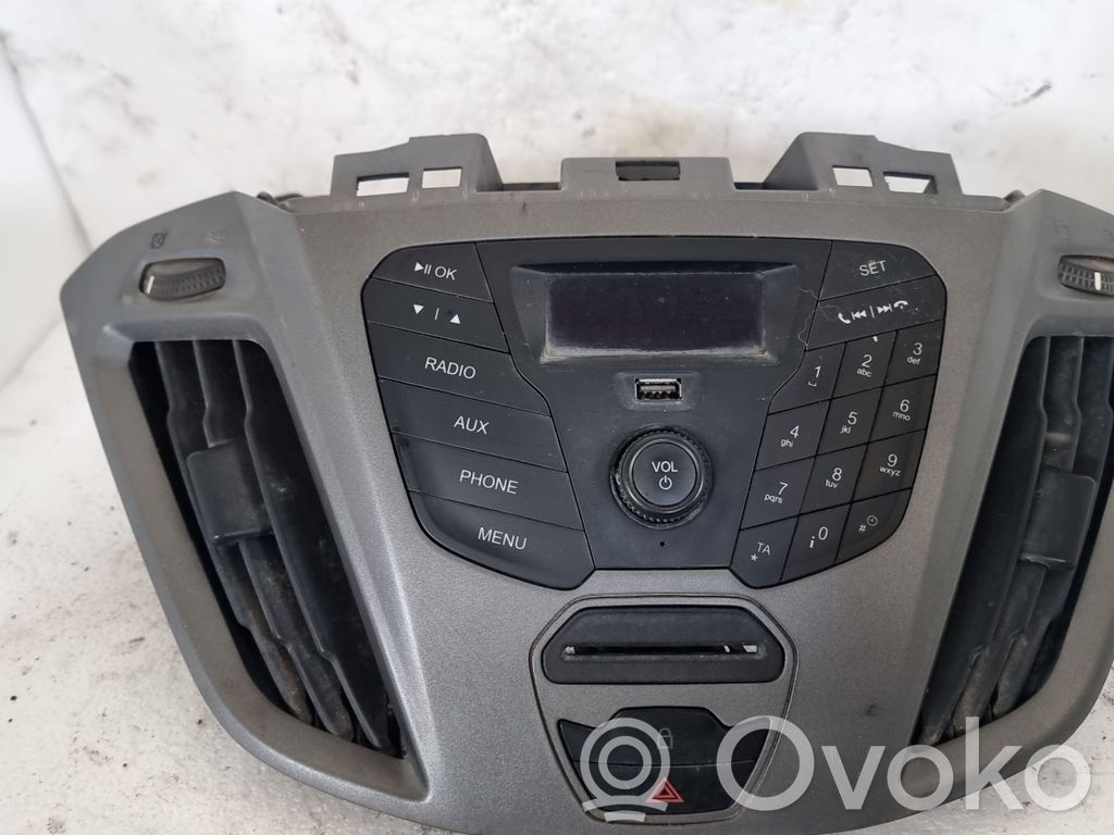 Ford Transit VII Panel / Radioodtwarzacz CD/DVD/GPS 