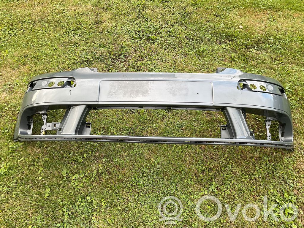 Volkswagen Golf Plus Front bumper 