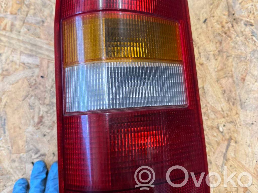 Rear/tail lights
