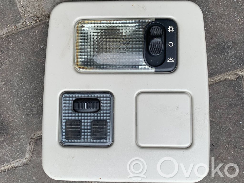 Peugeot Partner Front seat light 