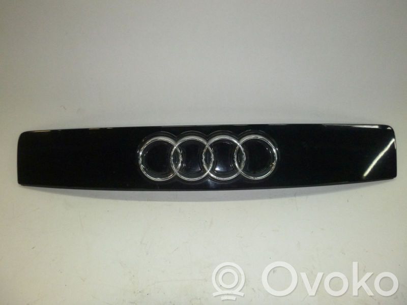 Audi A2 Priekšējais režģis 
