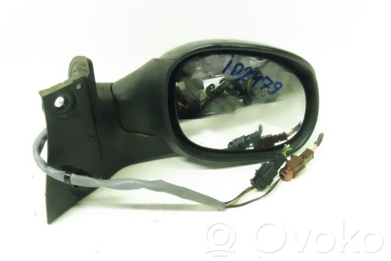 Peugeot 1007 Componentă oglindă exterioară portieră 