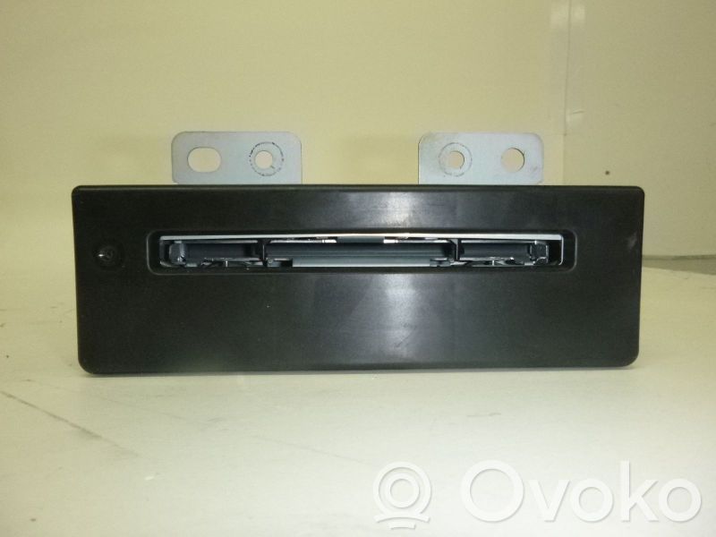 Navigation unit CD/DVD player   13590746,13590746
