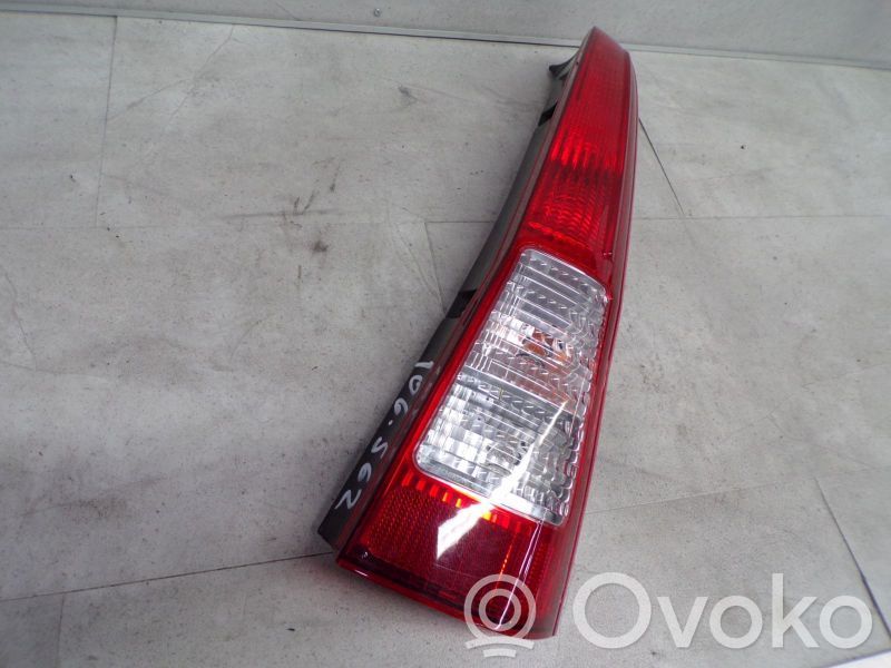 Lampa tylna