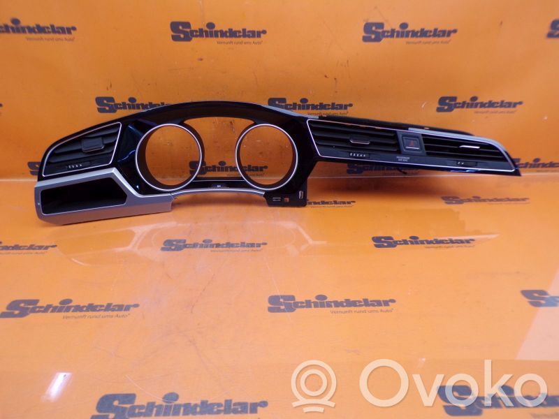 Volkswagen Cross Touran II Ramă grilă ventilație bord 