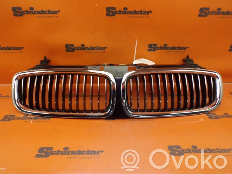 Grille de calandre avant   511370377279,511370377279