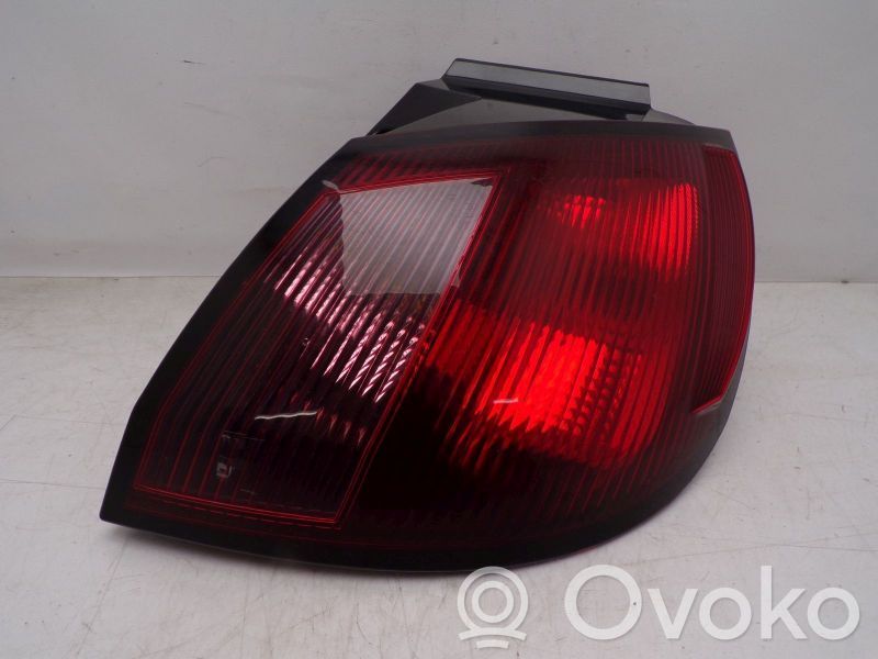 Takavalot   8331A074,8331A074