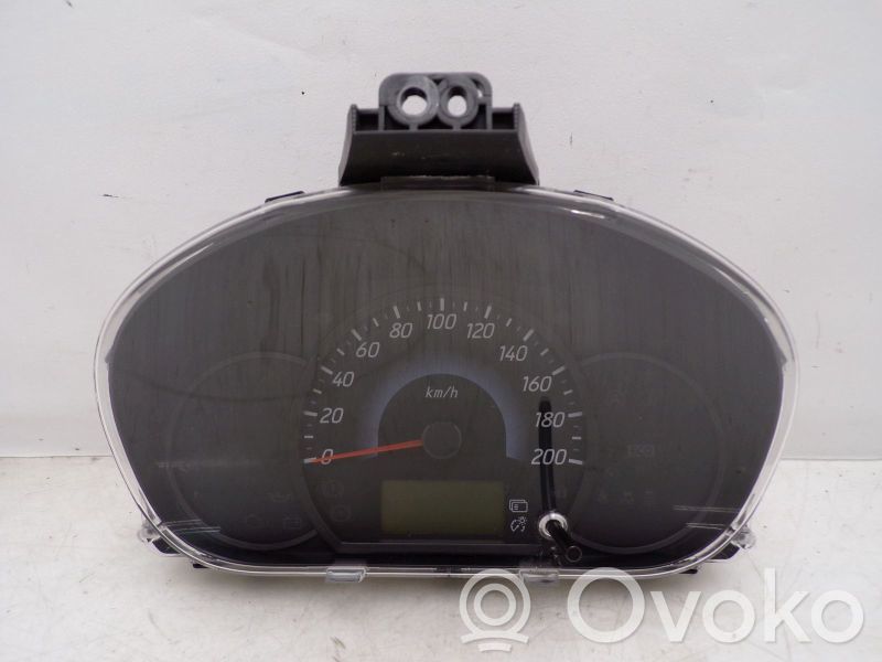 Speedometer (instrument cluster)   8100C311,8100C311