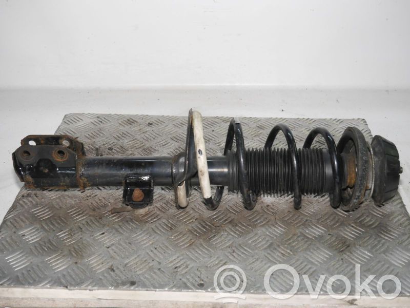 Suzuki SX4 Amortiguador delantero con muelle espiral 