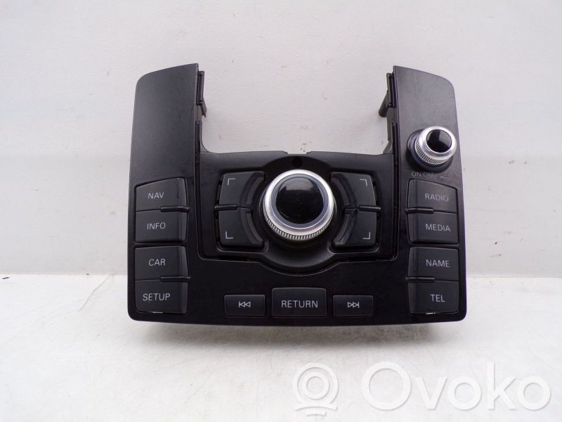 Audi Q7 4L Panel / Radioodtwarzacz CD/DVD/GPS 