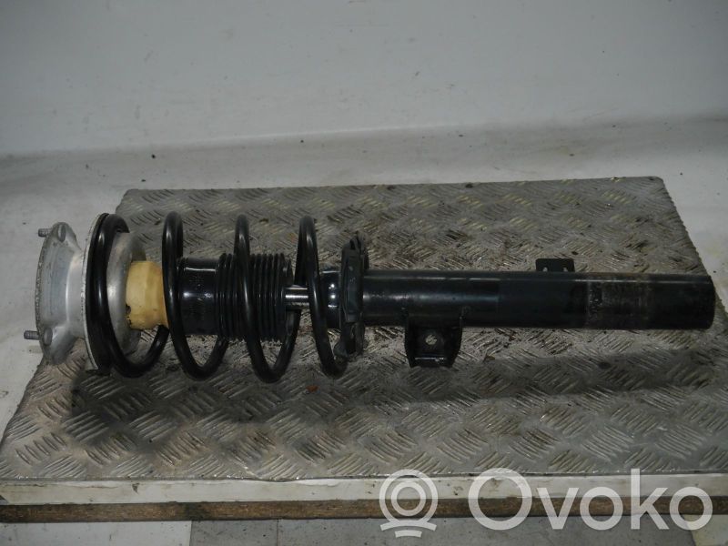 BMW 3 E90 E91 Amortyzator osi przedniej ze sprężyną 