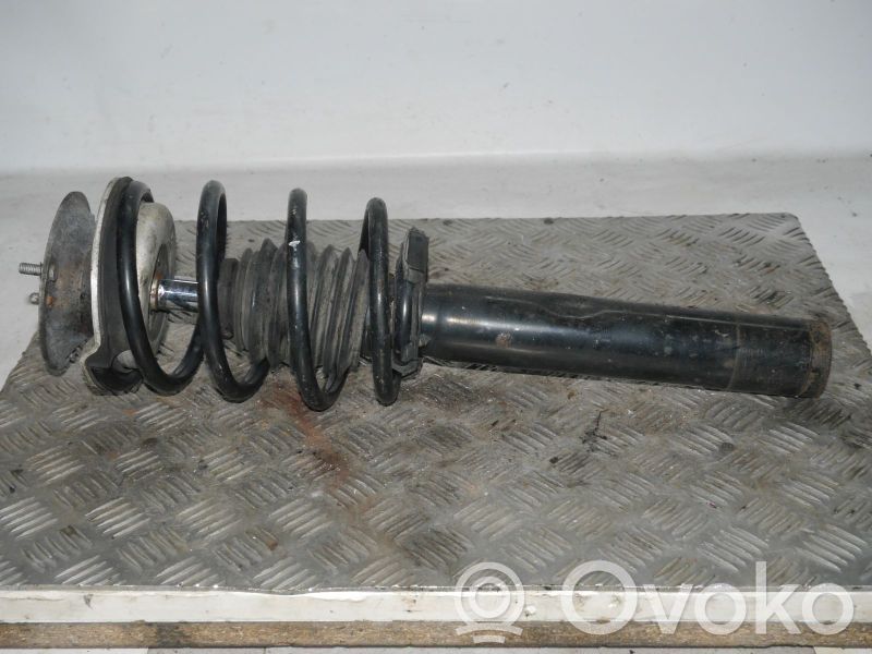 BMW 5 E60 E61 Priekinis amortizatorius su spyruokle 