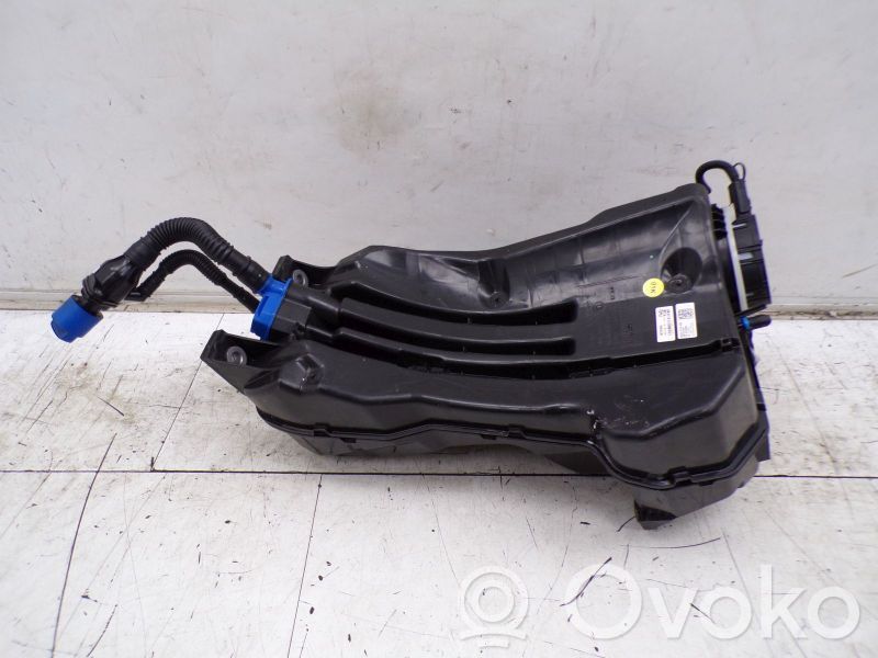 Polttoainesäiliö   4M0131878CC,4M0131878CC