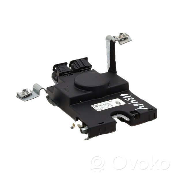 Amplificator antenă aeriană   8P0035225D,8P0035225D