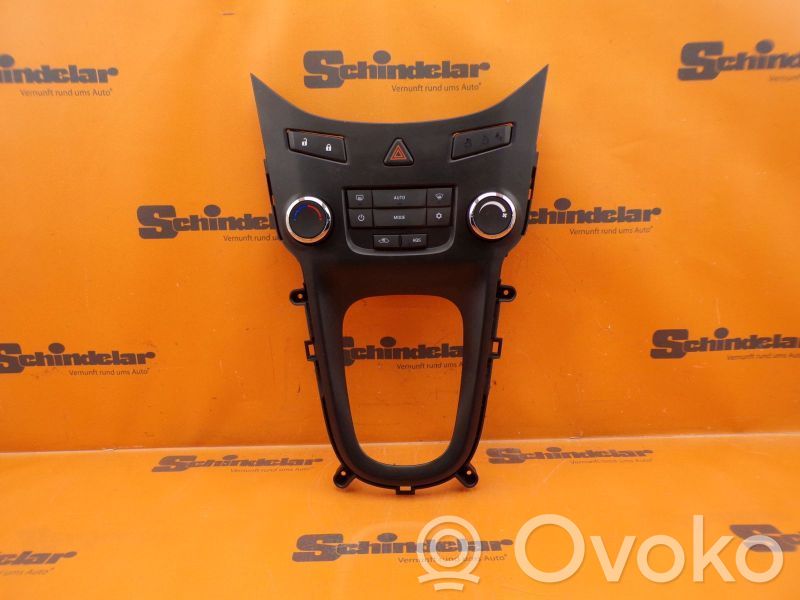 Chevrolet Orlando Unitate control climatizare 