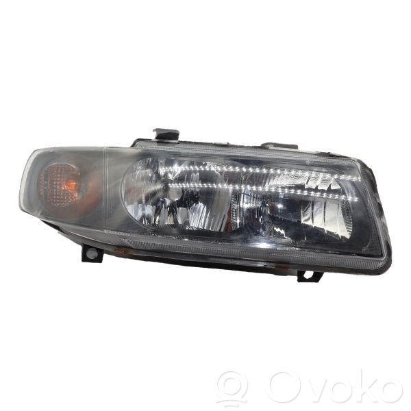 Seat Leon (1M) Lampa przednia 