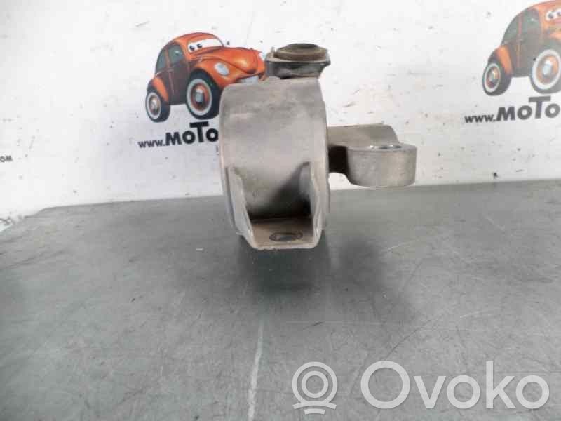 Engine mount bracket   13130739,3378501