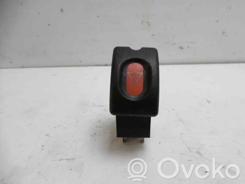 Opel Corsa B Comutator lumini pericol 