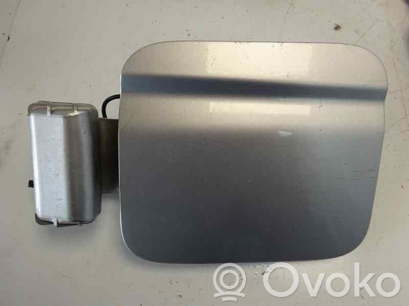 KIA Cerato Tapón del depósito de combustible 