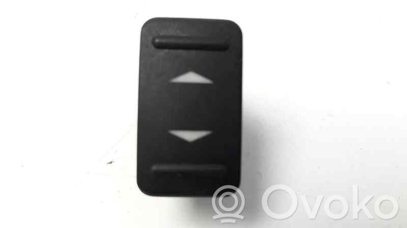 Ford Mondeo MK IV Interrupteur commade lève-vitre 