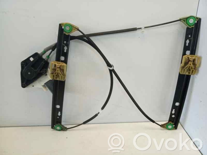 Regulador manual de la ventanilla delantera   8X3837461,106022717,113753