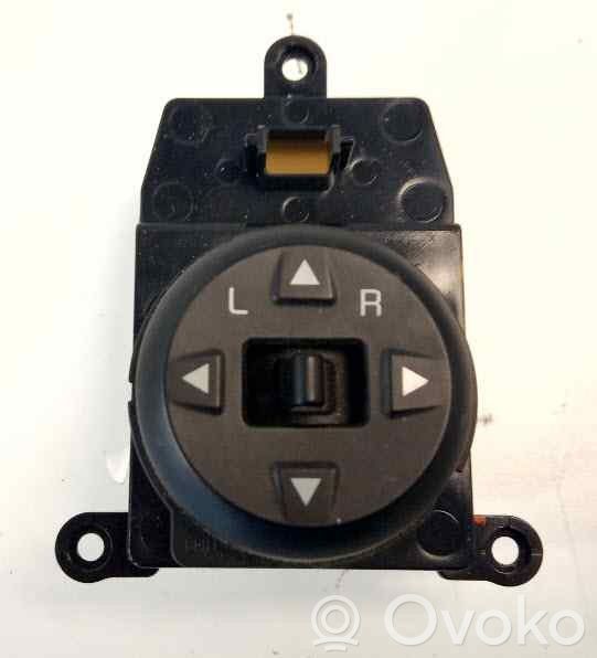 Interruptor del espejo lateral   935301W001
