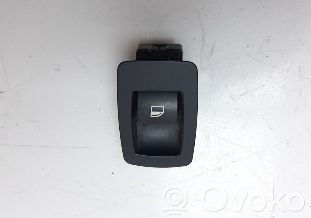 Electric window control switch   6945874