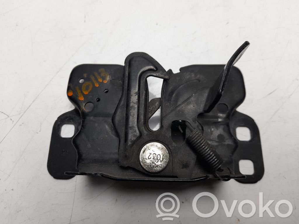 Fiat Freemont Tie down hook / loop 