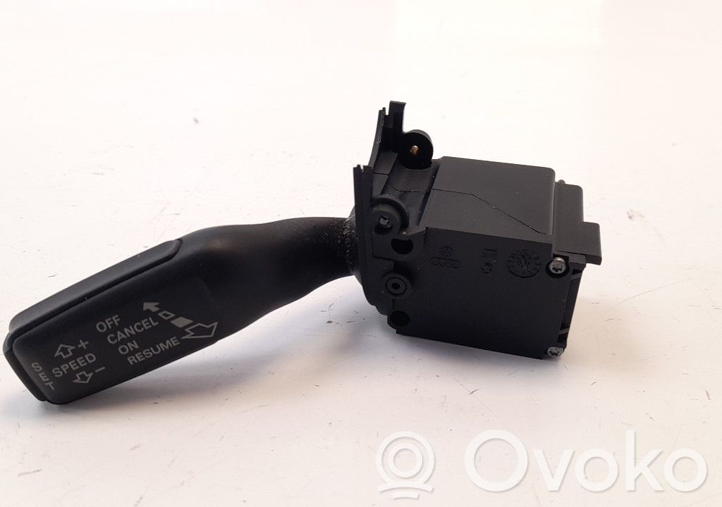 Audi Q7 4L Tasten Schalter Multifunktionslenkrad 